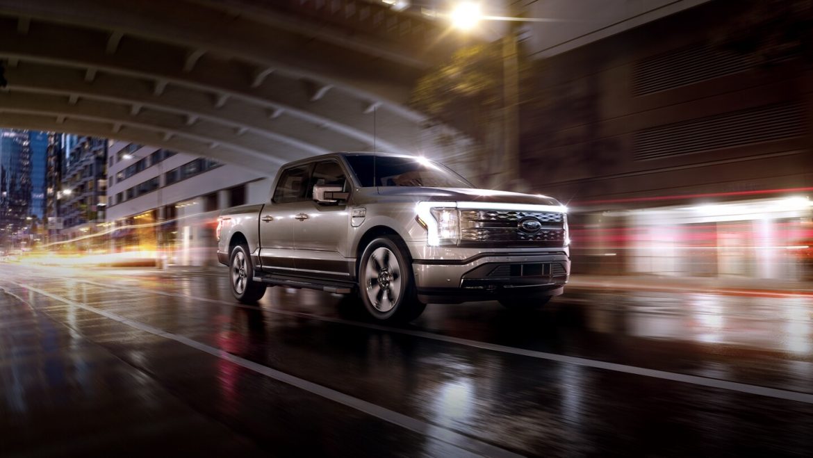 Ford Adjusts Production Strategy: Cuts Lightning Pickup Output, Expands Workforce at Michigan Assembly
