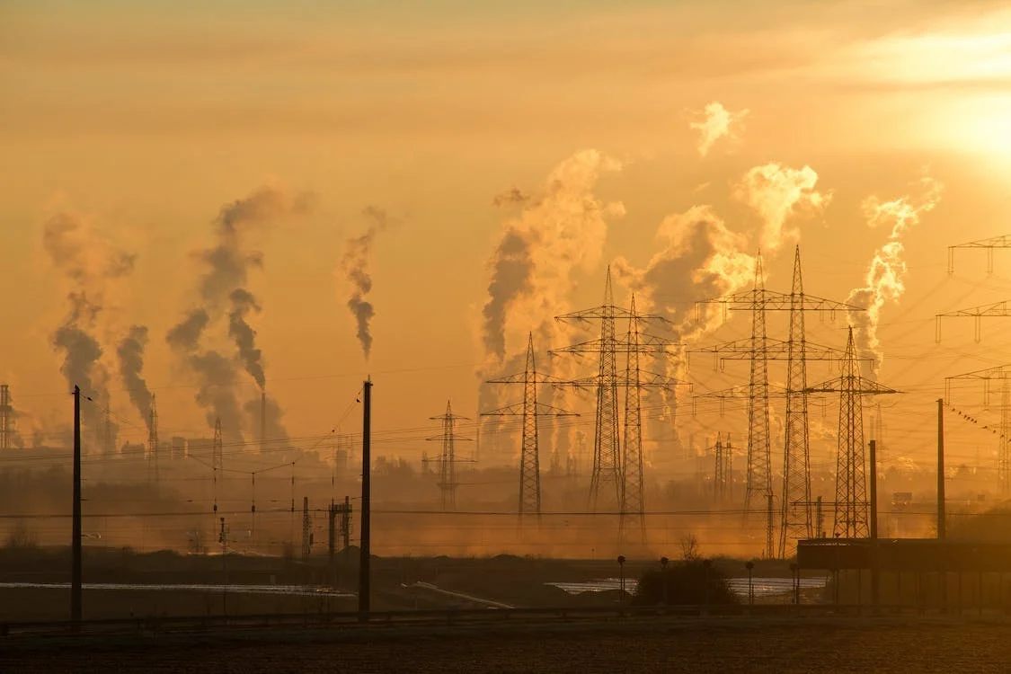 SCOTUS Weighs Fate of Biden's 'Good Neighbor' Smog Rule Amid Legal Battle
