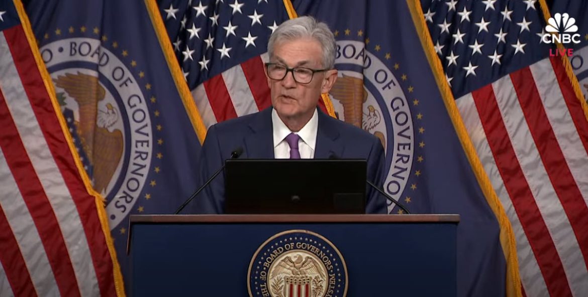 Federal Reserve Keeps Interest Rates Unchanged Amid Inflation Concerns