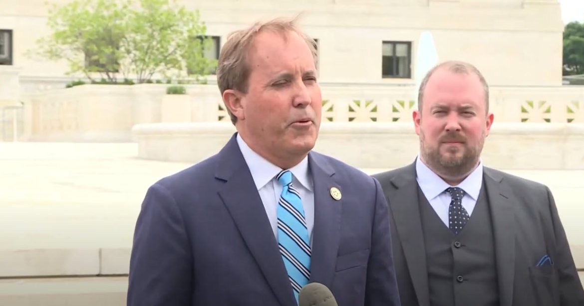 Texas Catholic Bishops Slam Attorney General's Attack on Immigrant Shelter