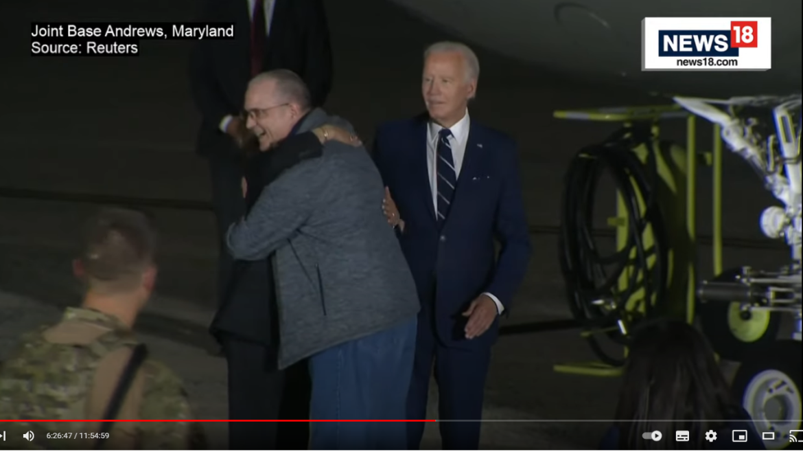 Historic U.S.-Russia Prisoner Swap: Putin, Biden, & Harris, Greet Freed Prisoners