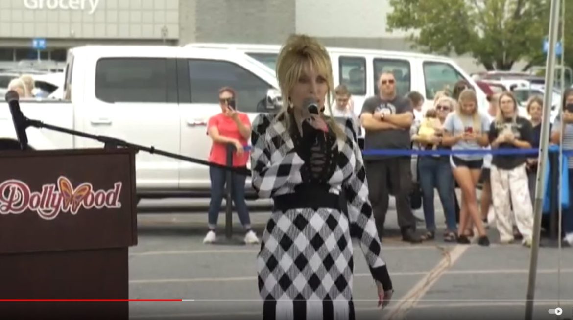 Dolly Parton Donates $2 Million for Hurricane Helene Relief Efforts in Tennessee